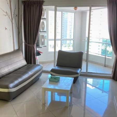Appartement Mansion One Seaview Georgetown 2Br 6 Pax Extérieur photo